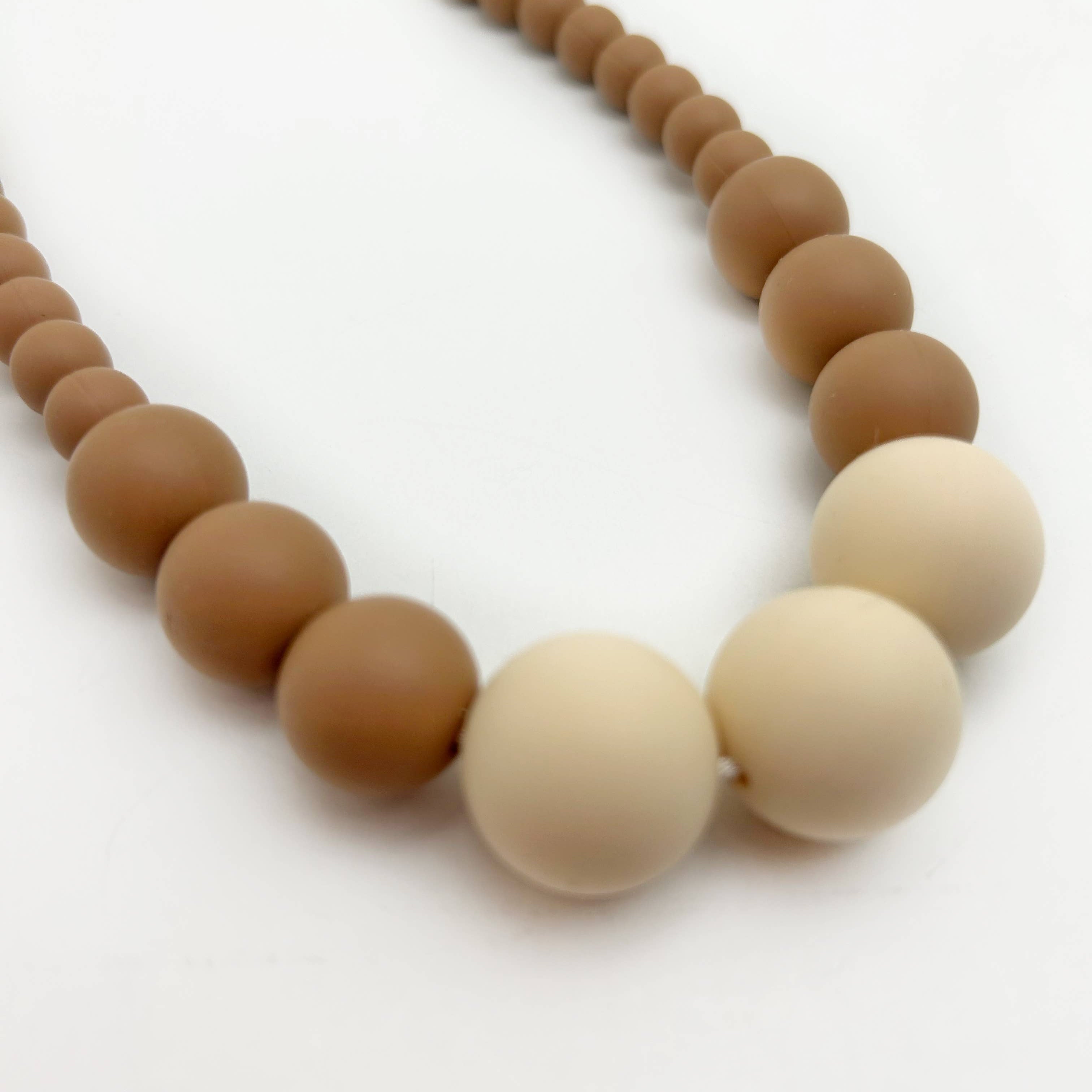Gummy Chic Teething Necklace